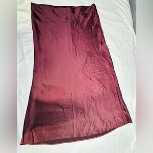 Maison d’Amélie Paris Burgundy Polyester Midi Skirt Size L NWT Bias Cut